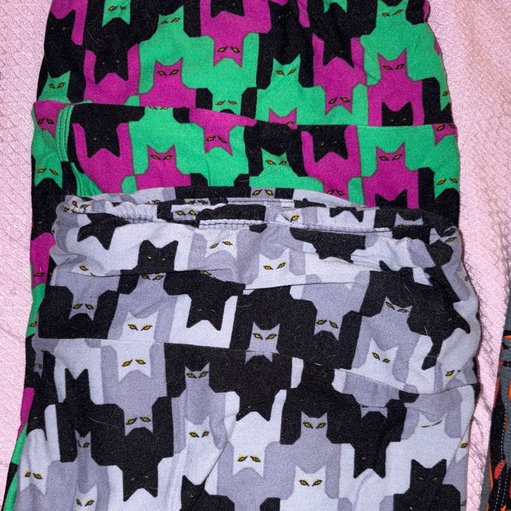 LuLaRoe Cat Print Leggings